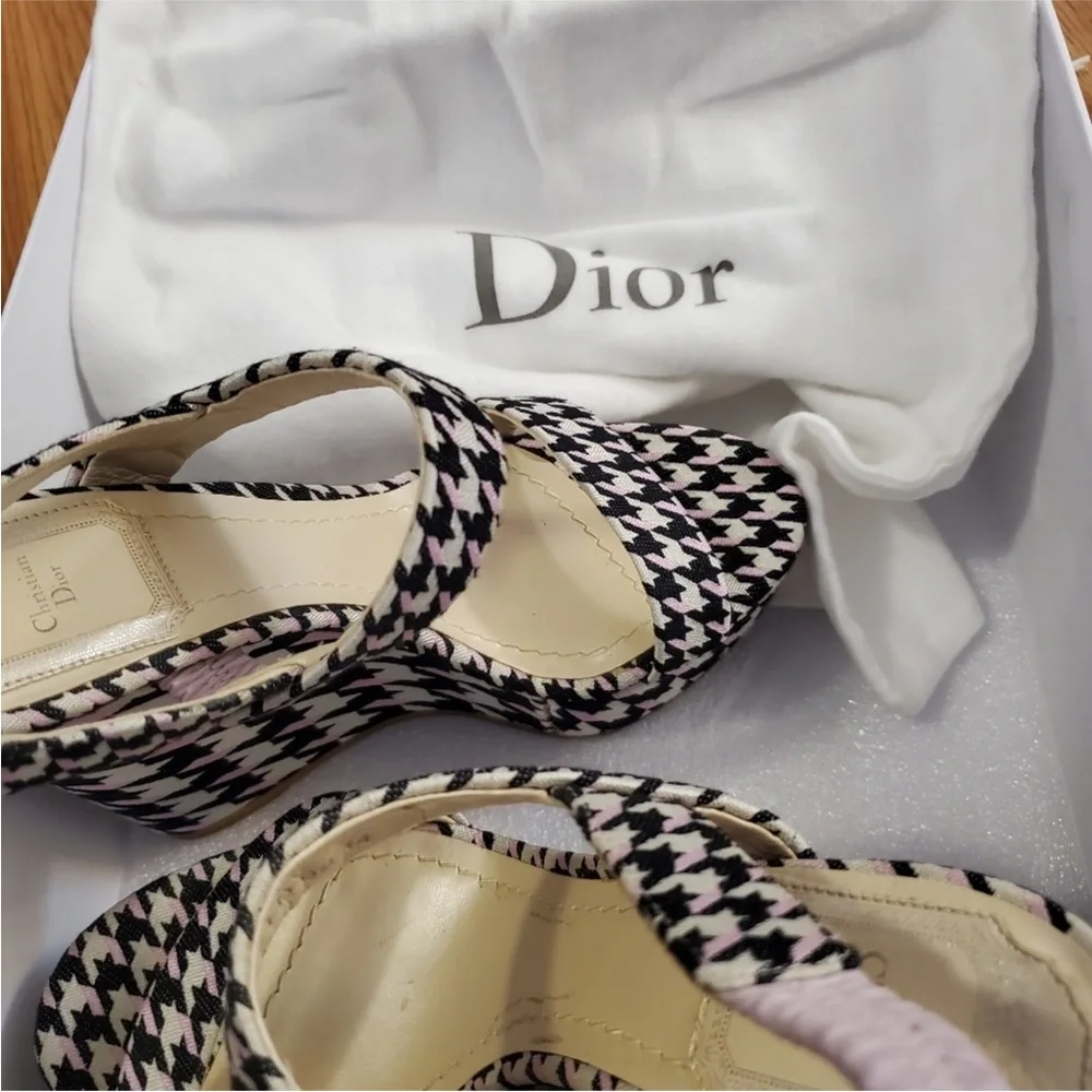 Dior Volt Wedge Sandal - Picture 3 of 7